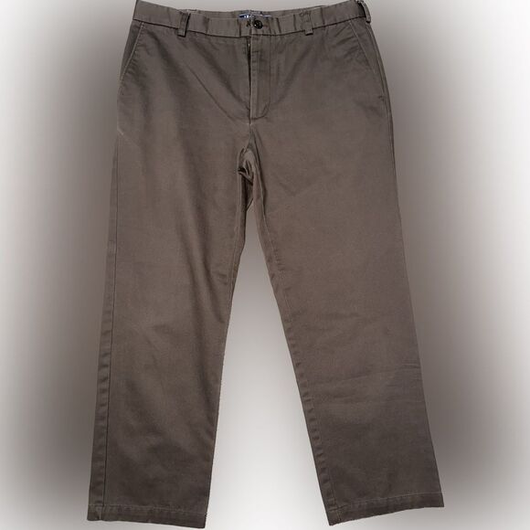 IZOD Men's American Chino Flat Front Straight Fit Pant - Picture 1 of 3